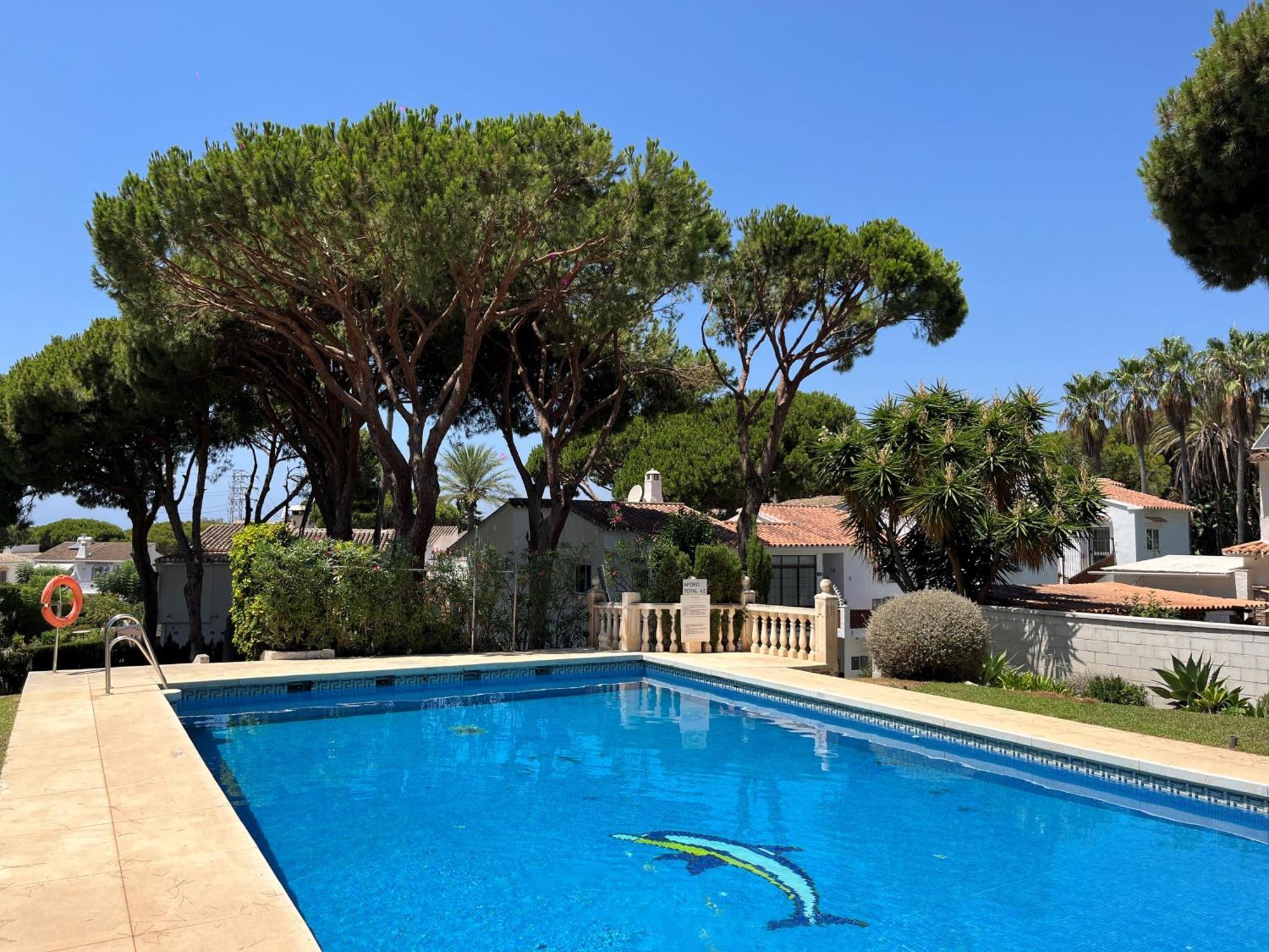 "Los Rosales Apartment, 500M To The Beach" Sitio de Calahonda Luaran gambar