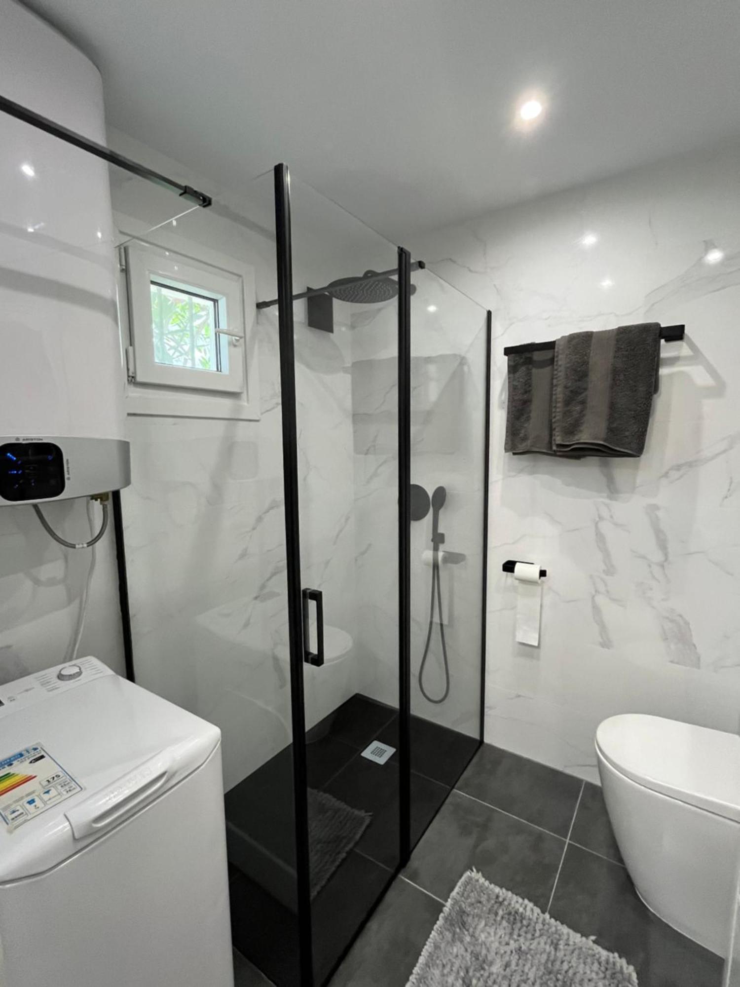 "Los Rosales Apartment, 500M To The Beach" Sitio de Calahonda Luaran gambar