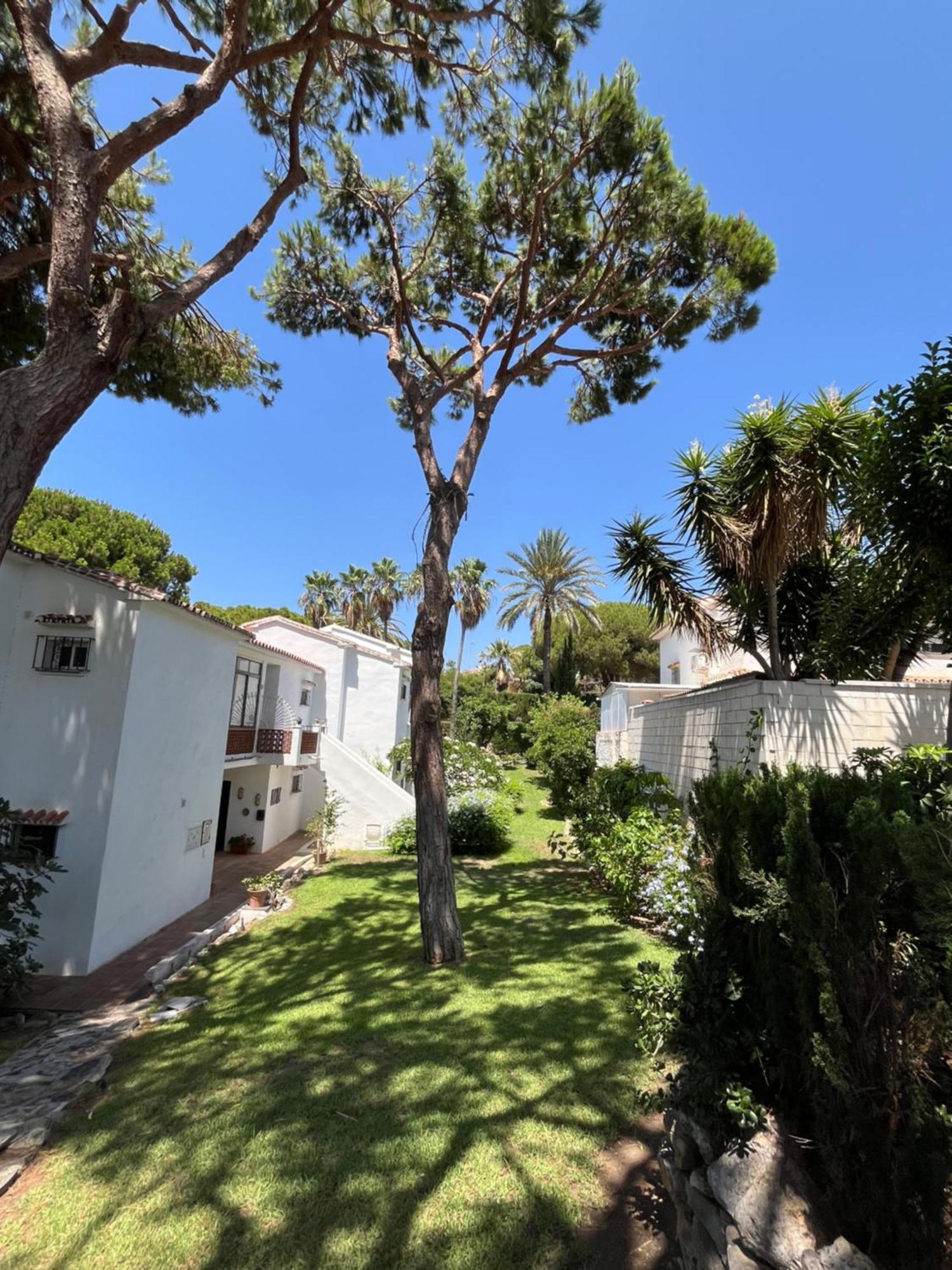 "Los Rosales Apartment, 500M To The Beach" Sitio de Calahonda Luaran gambar