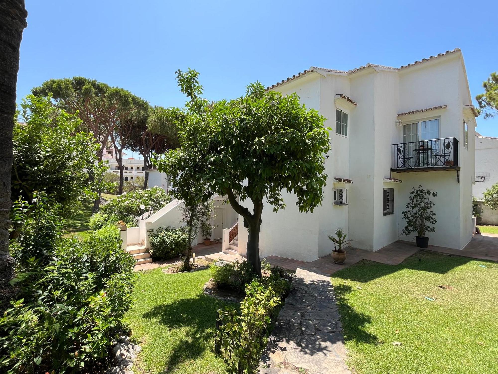 "Los Rosales Apartment, 500M To The Beach" Sitio de Calahonda Luaran gambar